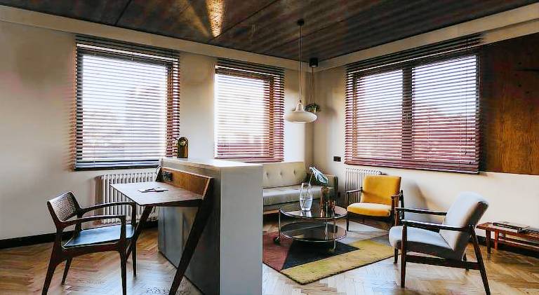 Holiday apartment with yard — photo 4