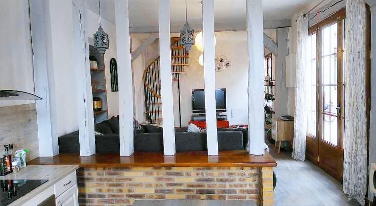Holiday apartment with terrace — photo 3