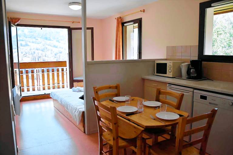 Holiday Village ULVF - Les Essertets - Apartment 1 bedroom 5 people Balcony in Combloux