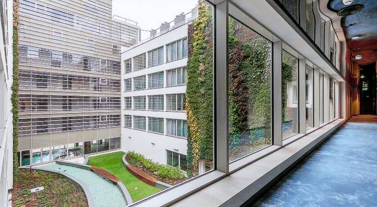 Apartment with sauna, hot tub & pool — photo 4