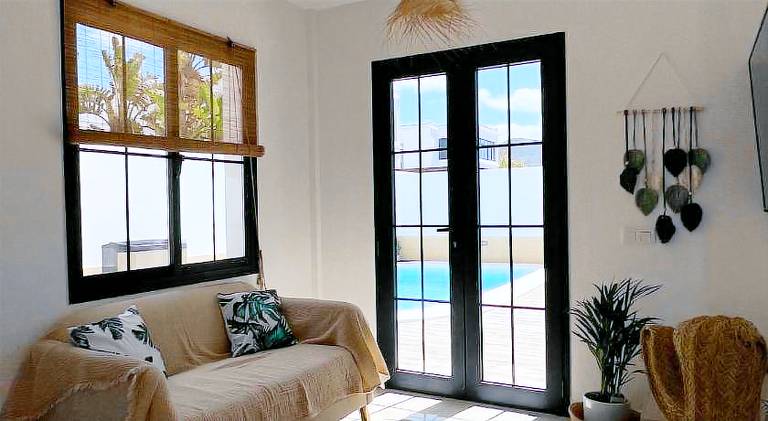 Villa with pool — photo 2