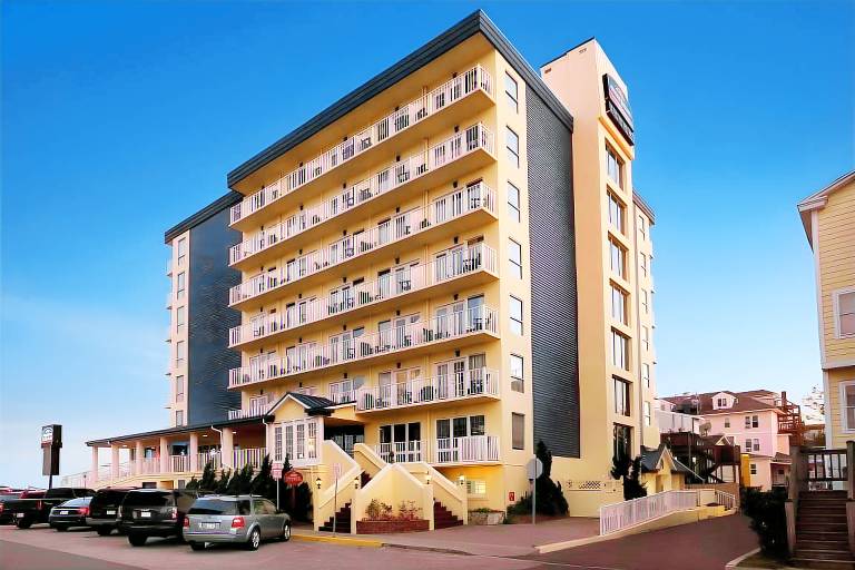 Howard Johnson Plaza Hotel by Wyndham Ocean City Oceanfront — photo 4