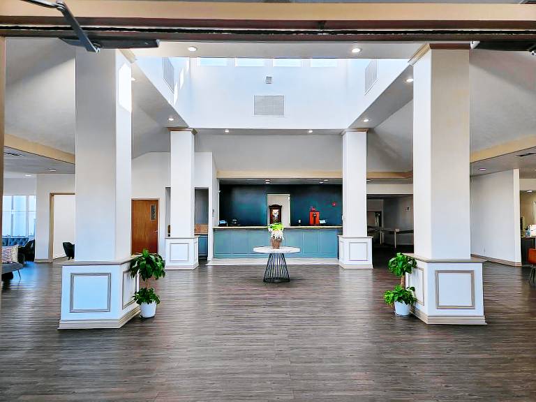 Clarion Inn Idaho Falls Riverfront — photo 2