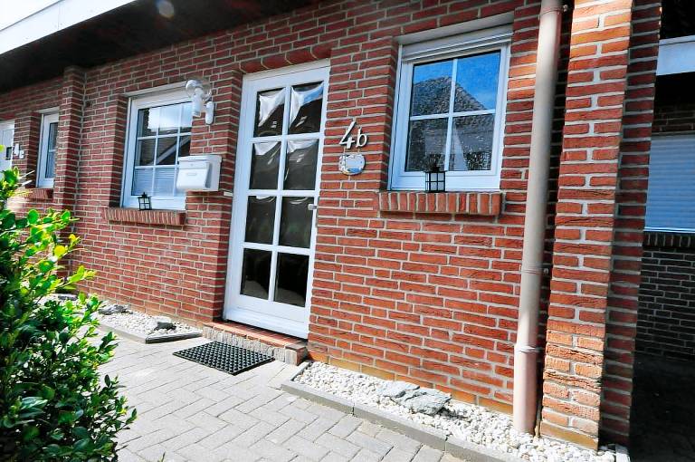 Ferienhaus Uferstra&szlig;e 4 B
