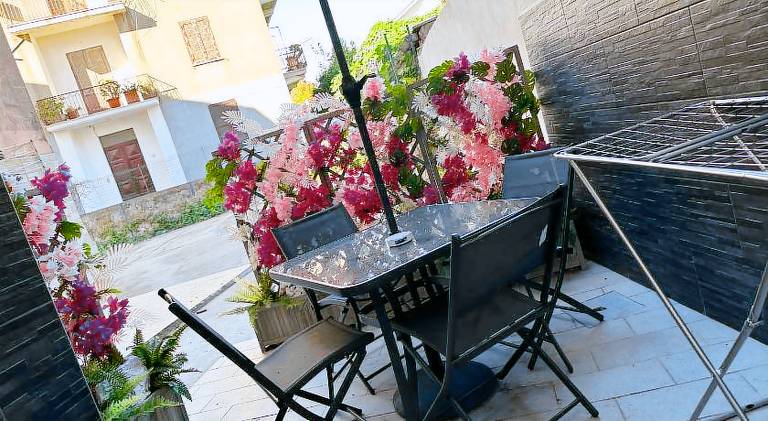 Holiday apartment with terrace in Minturno