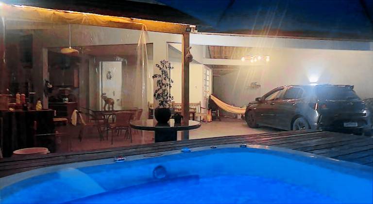 Charming vacation home with hot tub | Beach nearby | Pets allowed in Florianópolis