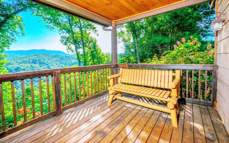 Cabin with barbeque & jacuzzi | Mountain view — photo 5