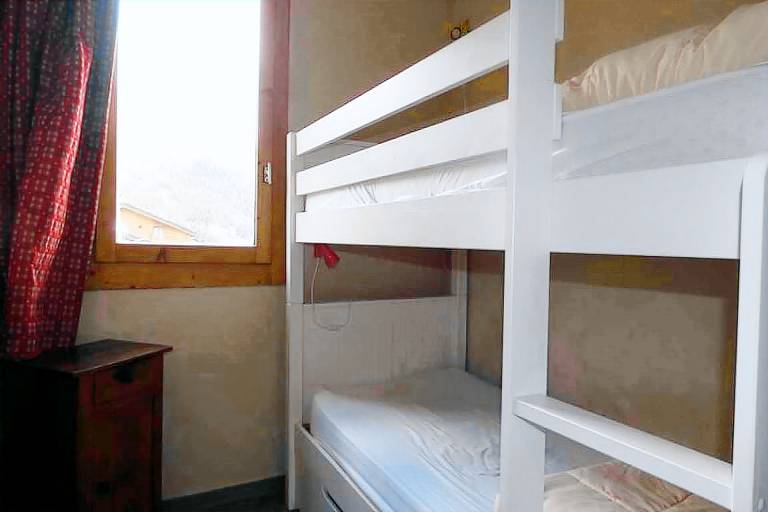 Holiday apartment with jacuzzi | Ski nearby | Dogs allowed in Les Belleville
