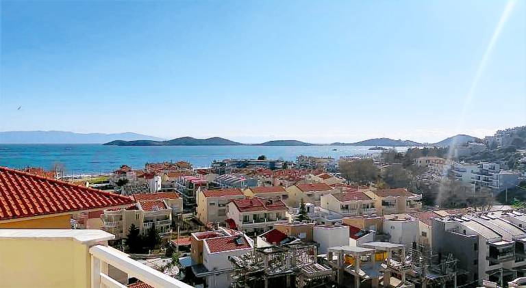 Apartment with terrace | Good for workation in Kavala