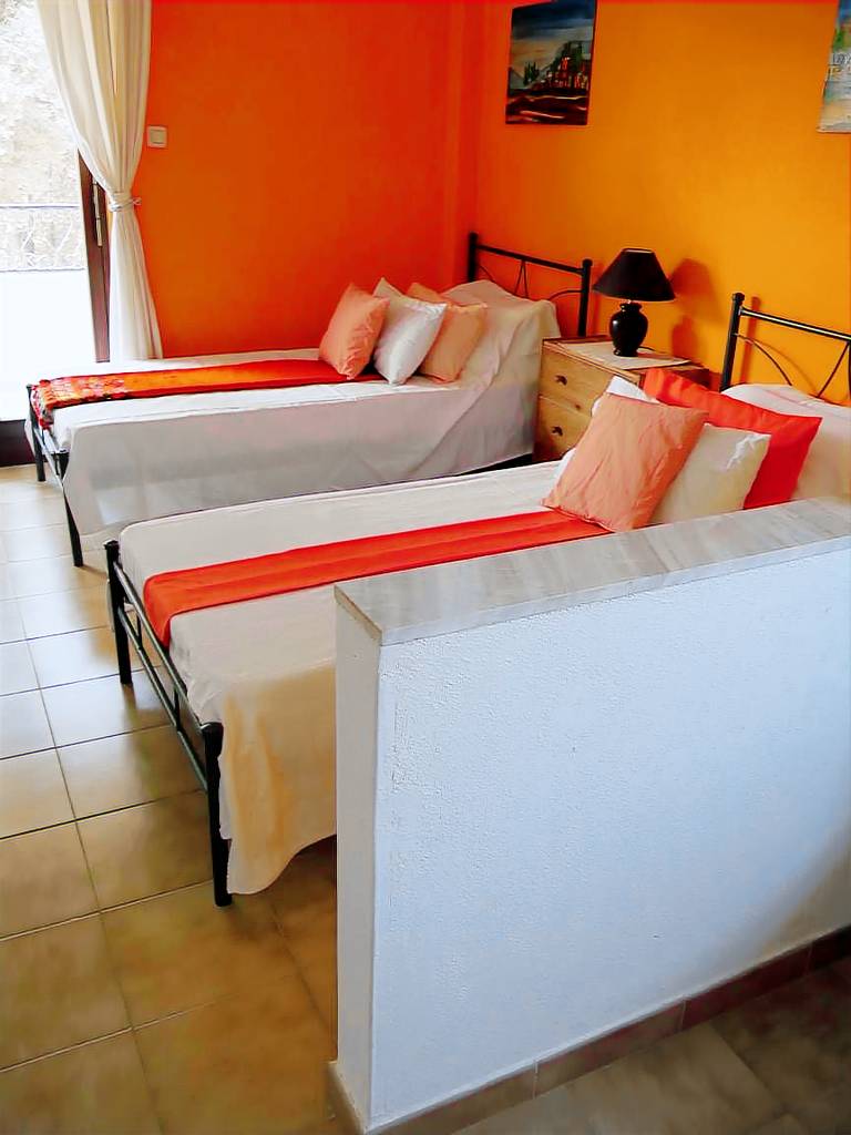 Apartment 'Helios Rhodos 1' with Private Terrace, Wi-Fi and Air Conditioning — photo 4