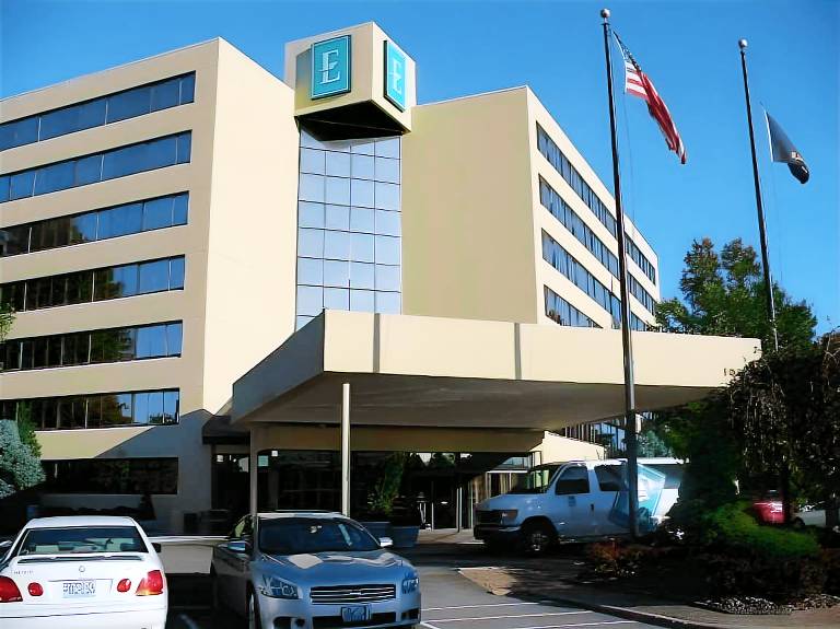 Embassy Suites by Hilton Kansas City Overland Park in Overland Park, KS