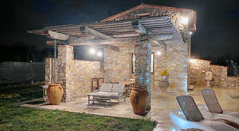 House with pool & hot tub | Pet-friendly — photo 5