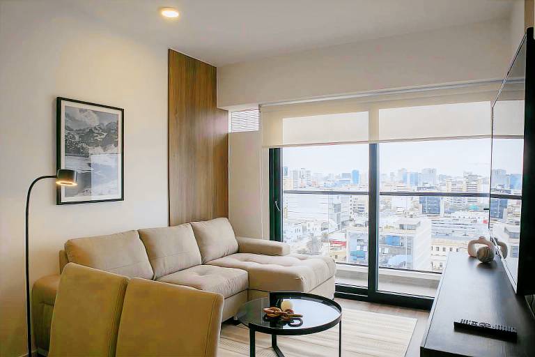 w Delightful 2BR w Balcony in Miraflores