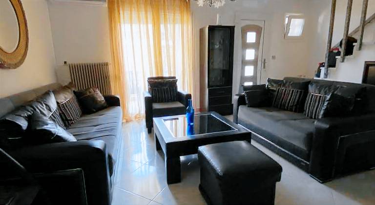 Fully equipped spacious apartment with patio & garden | Pets allowed — photo 3