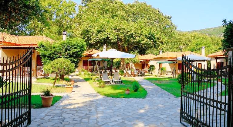 Vacation home with garden & patio in South Pelion