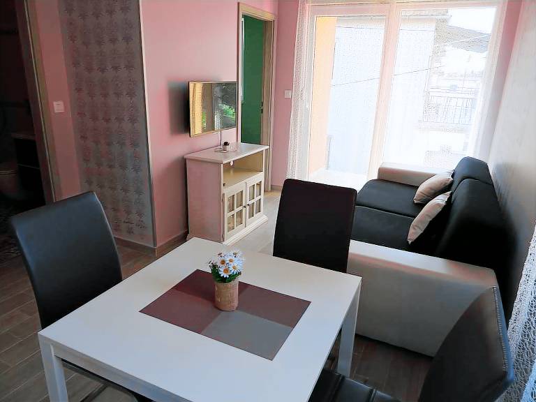 Ferienwohnung in Biograd na Moru mit Balkon, Klimaanlage, W-LAN (4269-3) — photo 2