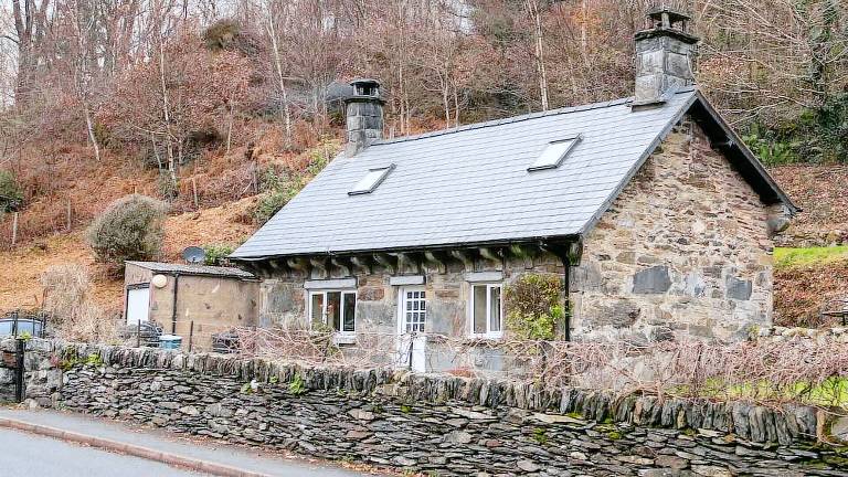House Capel Curig