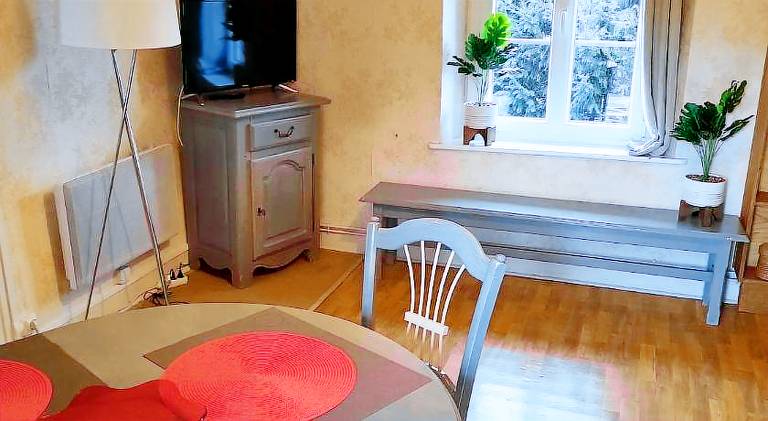 House with barbecue, patio & yard — photo 4