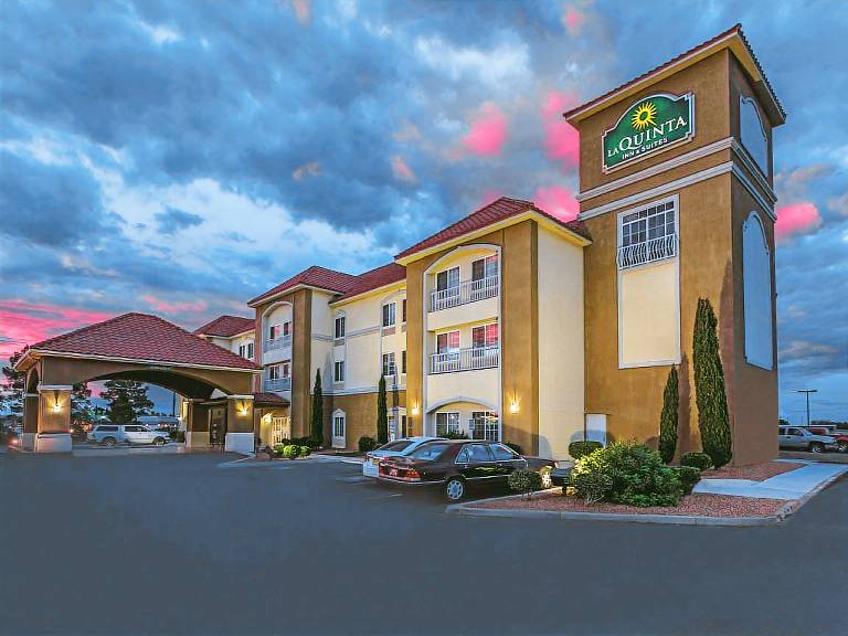 La Quinta Inn & Suites by Wyndham Deming in Deming, NM