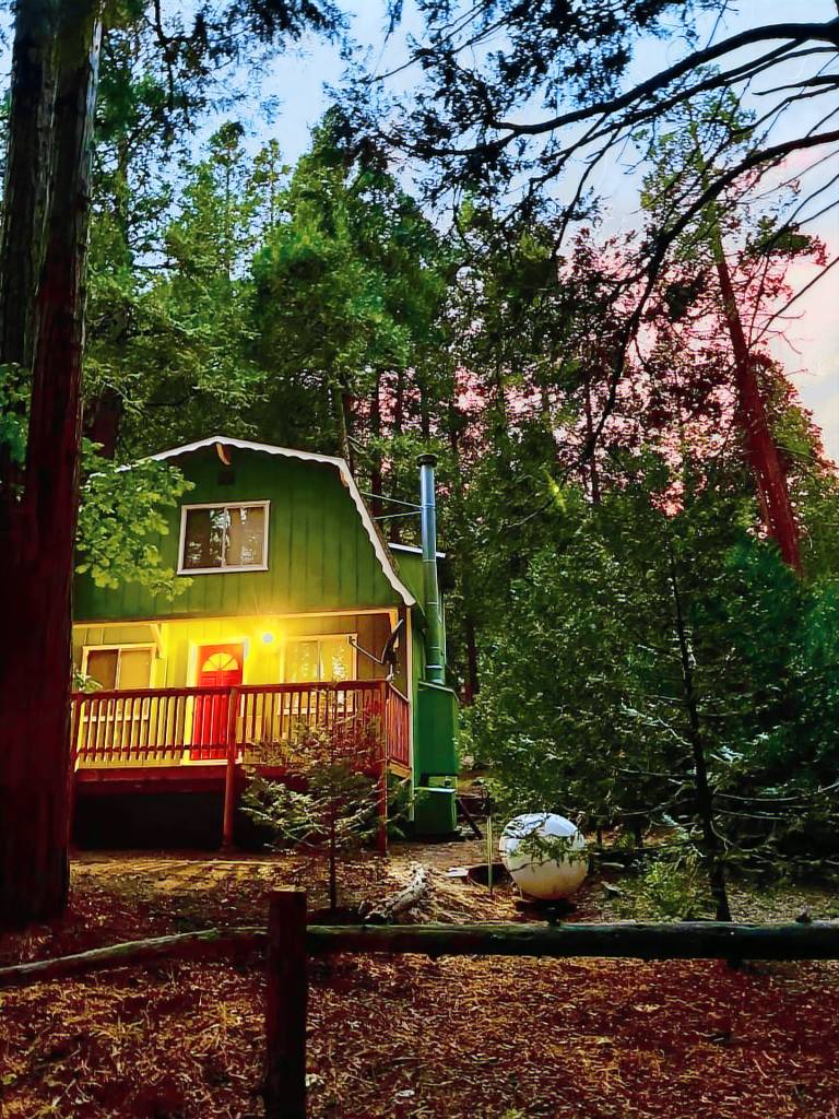 Cabin Lake Isabella