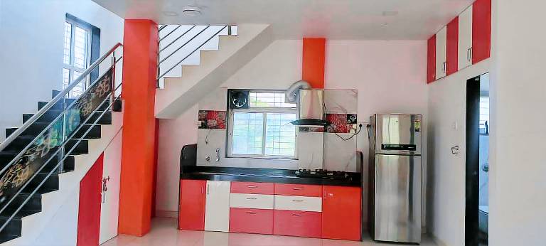 Villa with BBQ, pool & yard | Water view | Pets allowed — photo 5