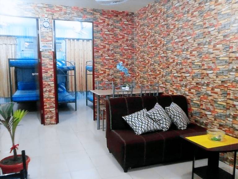 Samanakan's Condotel in Manila