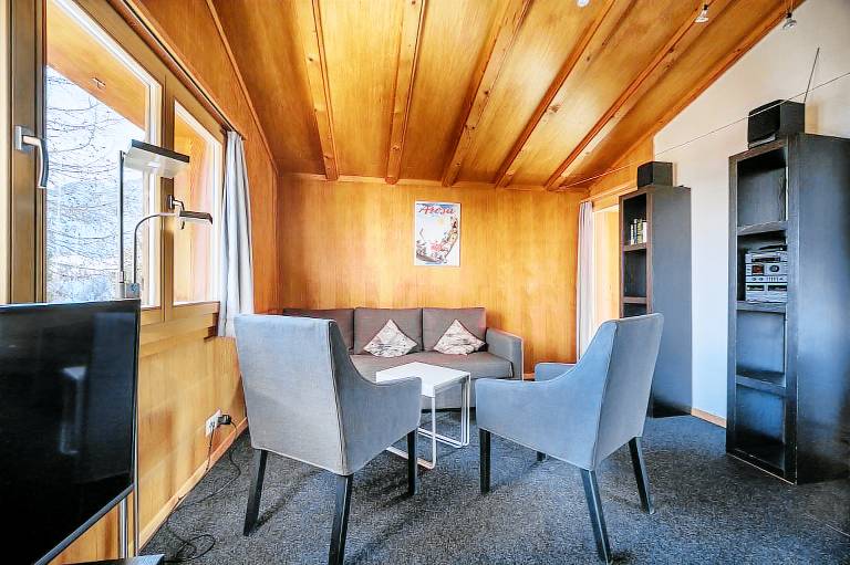 Apartment with terrace — photo 4
