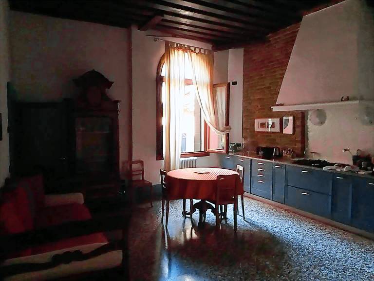 VIVERE VENEZIA