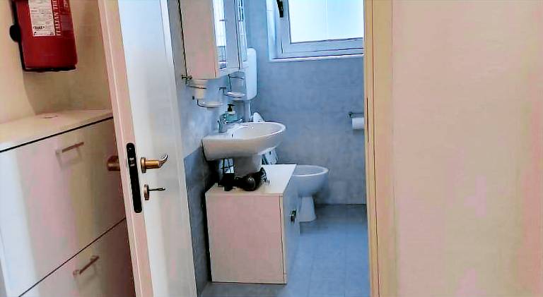 Rental apartment with 2 rooms for 6 persons — photo 2