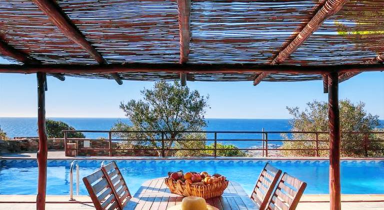 Villa with pool — photo 2