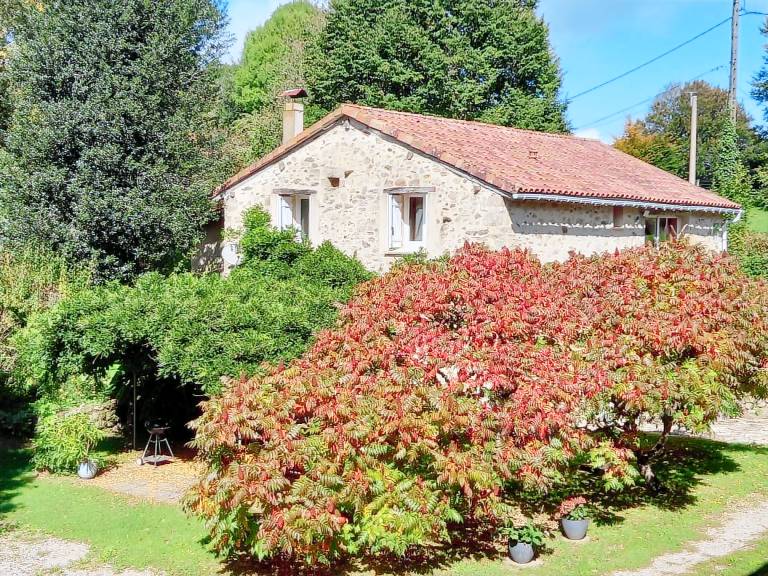 Gite with terrace, barbecue & private pool — photo 4