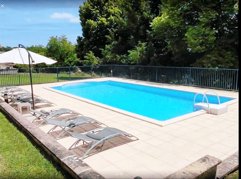 House  Montboyer