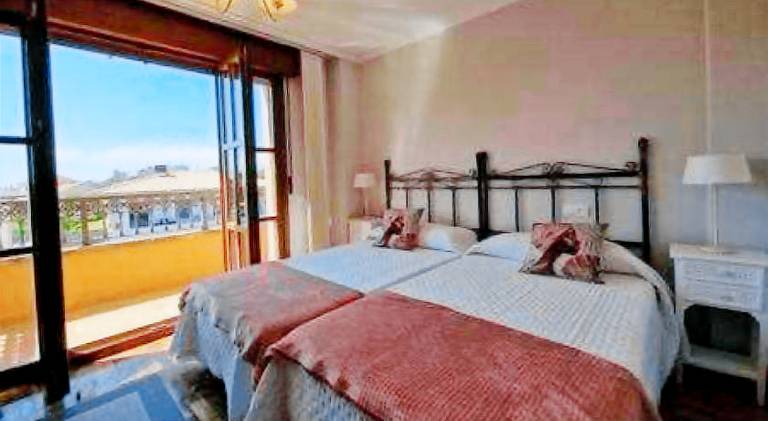 House with 5 rooms for 12 persons — photo 2