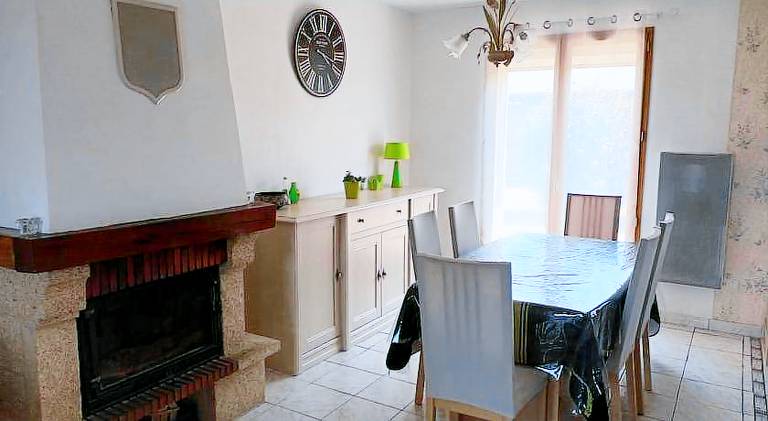 Vacation home with hot tub | Pet-friendly — photo 3