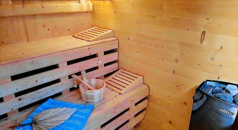 Fully equipped big vacation home with terrace, barbecue & hot tub | Pets allowed — photo 5