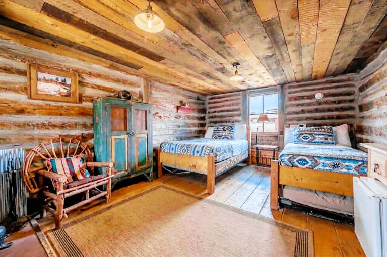 Cabin  Lake George