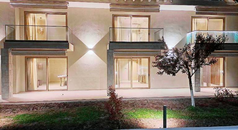 Apartment with BBQ, yard & terrace in Sithonia