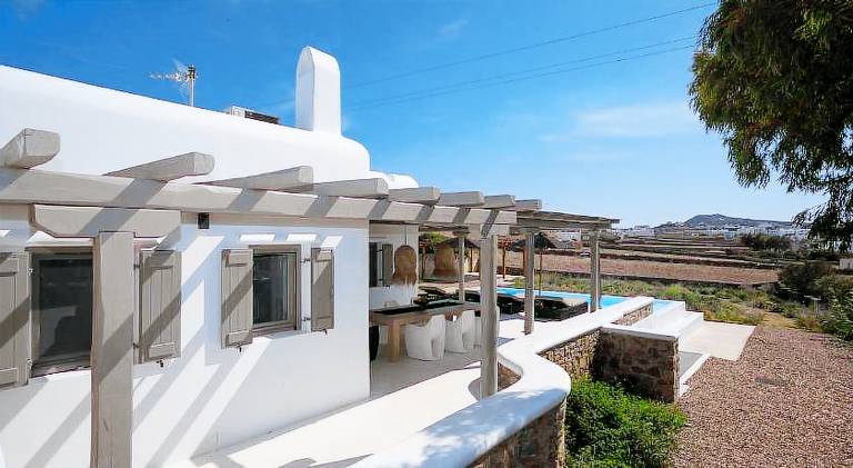 Villa with terrace, garden & jacuzzi — photo 5