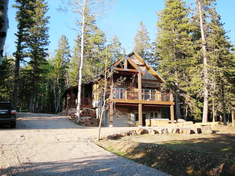 Cabin Lead