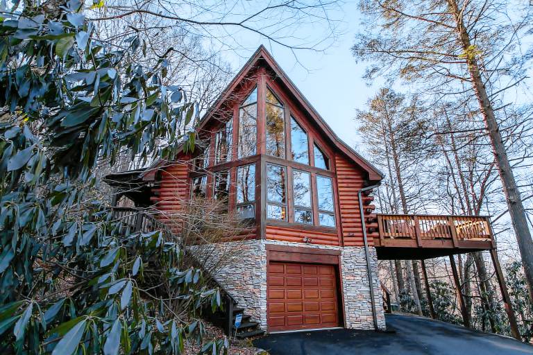 Cabin with barbeque & hot tub | Mountain view — photo 5