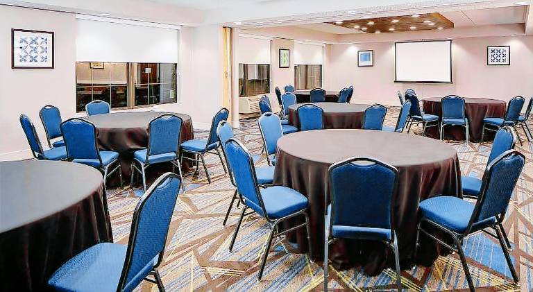 Holiday Inn Express Harrisburg East By IHG — photo 5