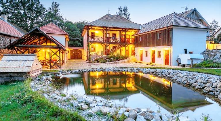 Serviced apartment with sauna, garden & grill | Pets allowed in Cesky Krumlov