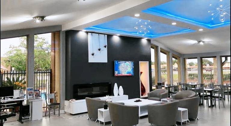 Americas Best Value Inn Angleton — photo 5
