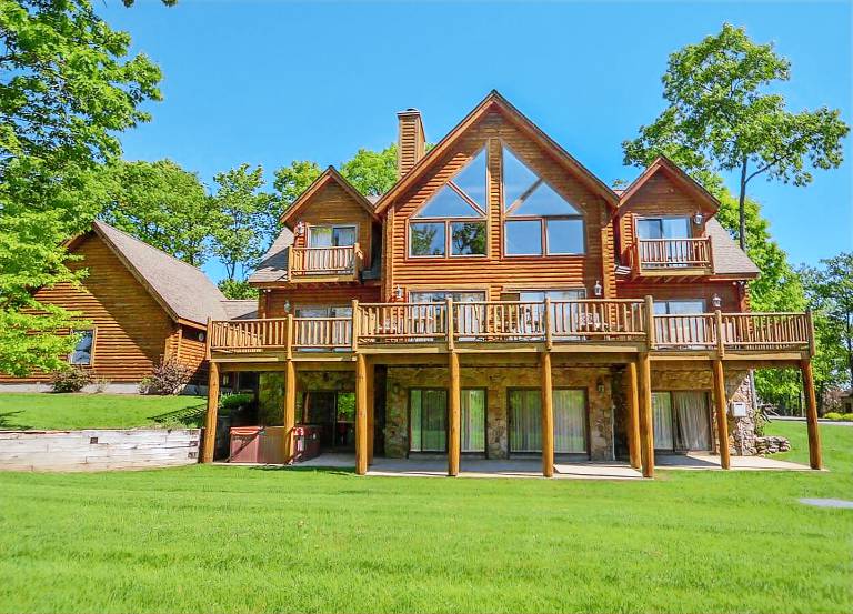 House McHenry