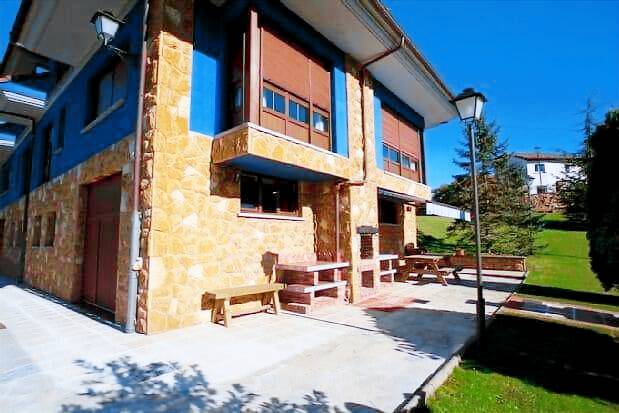 Chalet Sevares