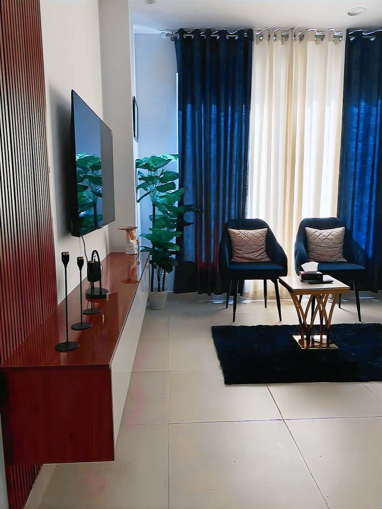 Sapphire 1BHK Studio Near Raya Dolmen DHA Lahore