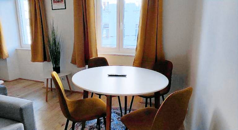 ROKSOX-Home Meidling Schloss Schonbrunn — photo 3