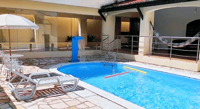 Charming vacation home with pool | Pet-friendly in Natal