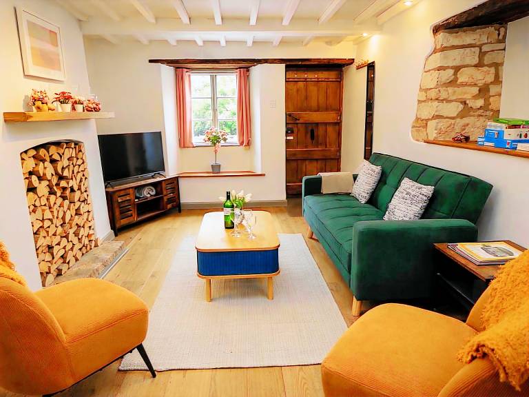 Cottage with 2 rooms for 4 persons — photo 3