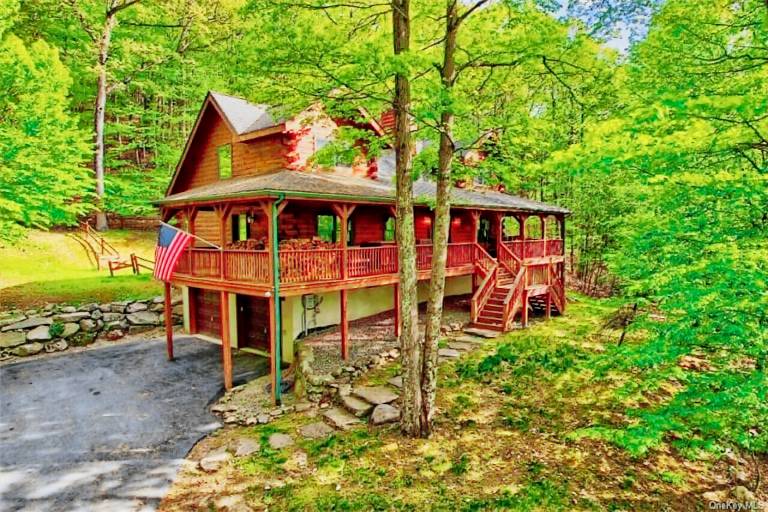 House  Greenwood Lake
